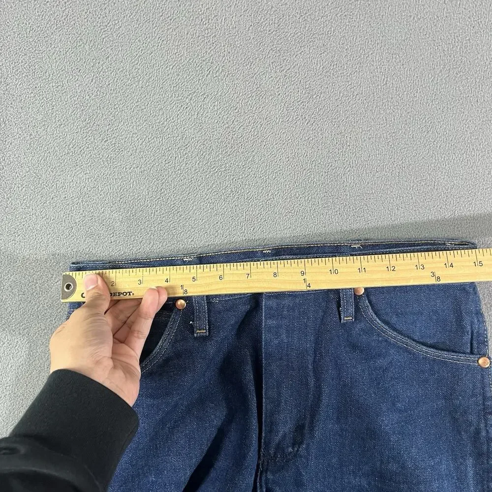 Wrangler Jeans Mens 30X31 Blue 13MWZ Faded Western Rodeo Cowboy Workwear